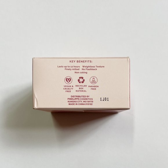 PINKLIPPS COSMETICS Loose Setting Powder in Translucent - Picture 4 of 4